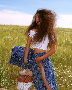 Sensual nympho agrees to locate her delicious titties and moreover pussy in the field