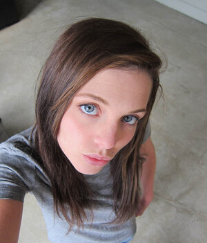 Kiera Winters showing her tattoos and besides fingering that pussy