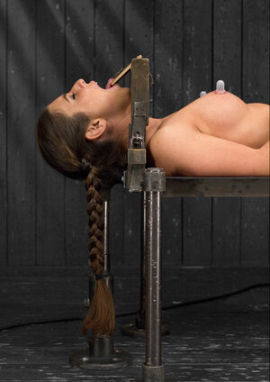 Incredible superiority for a brunette who has a dripping wet pussy