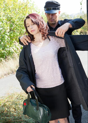 Classy Aralyn blows chauffeur and additionally gets ass creamed in limo