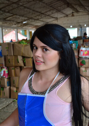 Pretty Luna Miel picked up at market for oral and also cowgirl