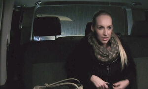 Ponytail Jenny Simons xxx doggystyle in backseat