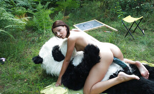 Lascivious sweetie outdoor pand alsoa toy and also ejaculation fun
