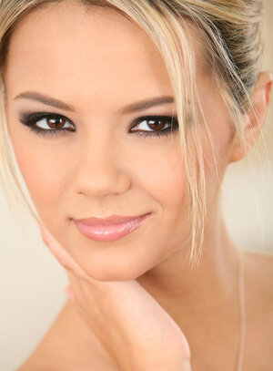 Ravishing blonde is surprised with big ball cream load after muscled macho fucks her